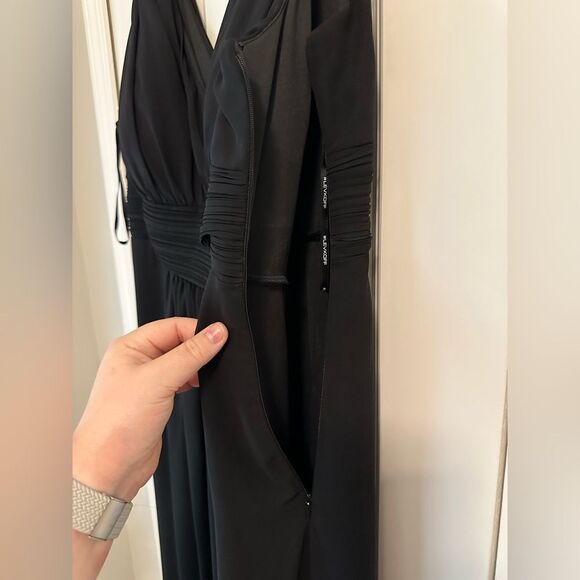 Bridesmaid Black Floor Length Dress Sleeveless Side Zip V Neck - Picture 4 of 7